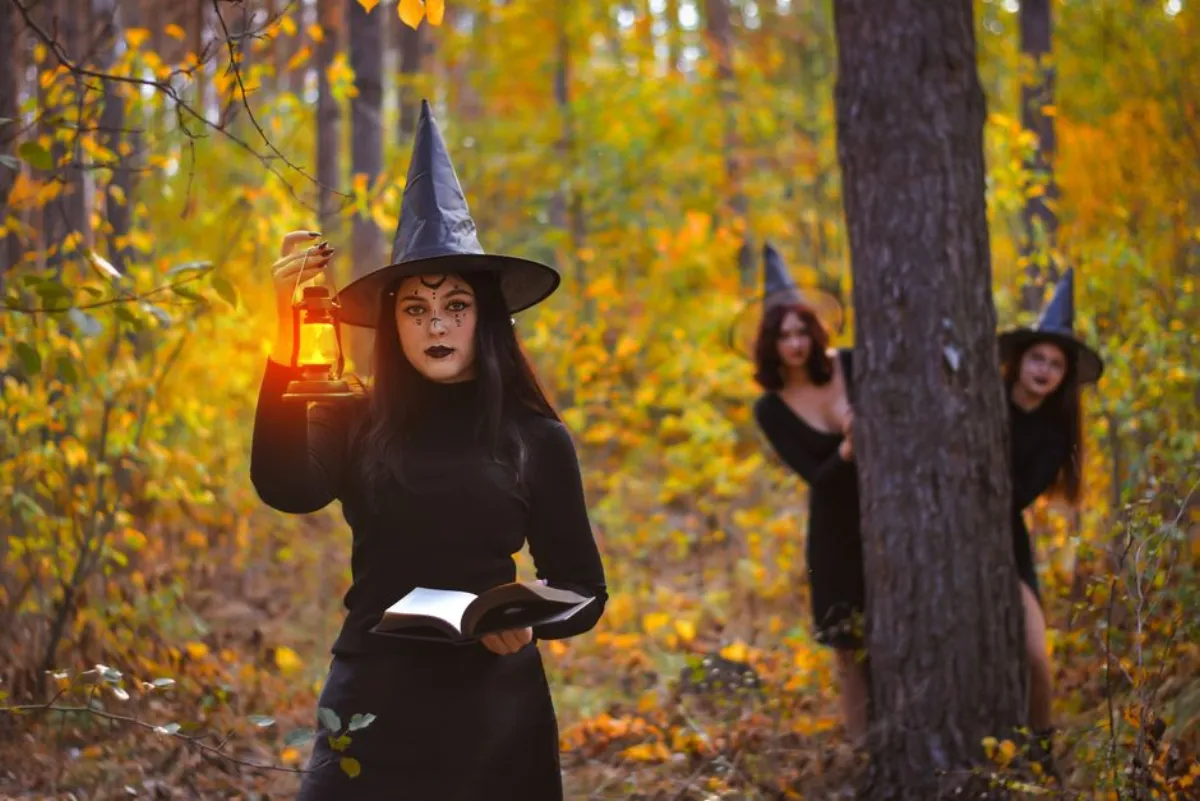retro witch